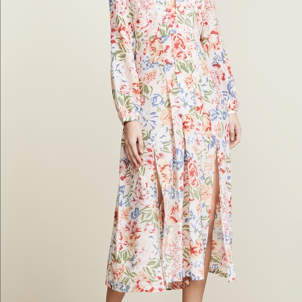 Rixo Camellia dress made out of soft and luxurious silk - Picture 10 of 11